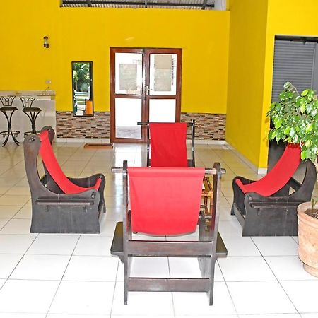 Hotel Ambaibo รัวเรนาบาเก ภายนอก รูปภาพ