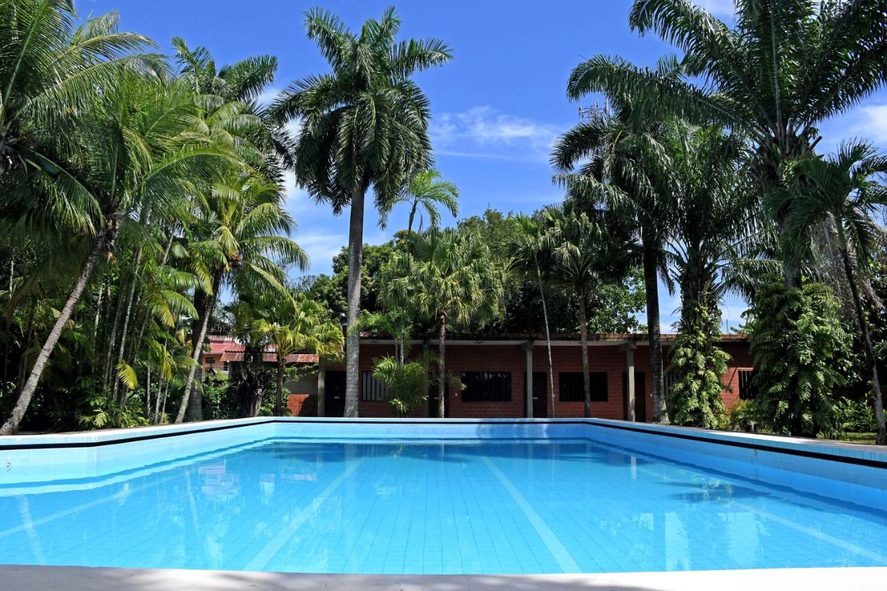 Hotel Ambaibo รัวเรนาบาเก ภายนอก รูปภาพ