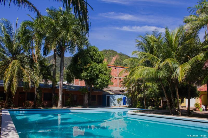 Hotel Ambaibo รัวเรนาบาเก ภายนอก รูปภาพ