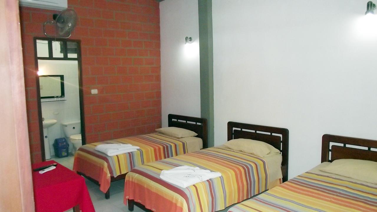 Hotel Ambaibo รัวเรนาบาเก ภายนอก รูปภาพ