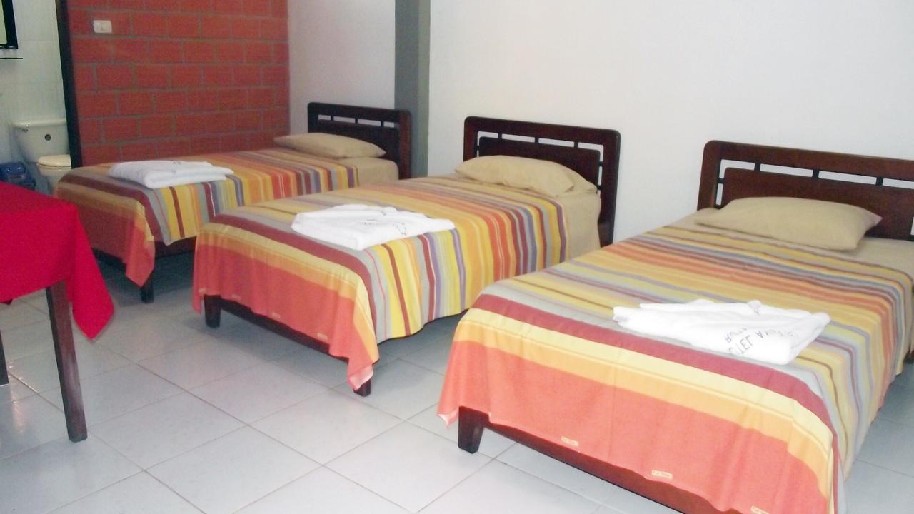 Hotel Ambaibo รัวเรนาบาเก ภายนอก รูปภาพ