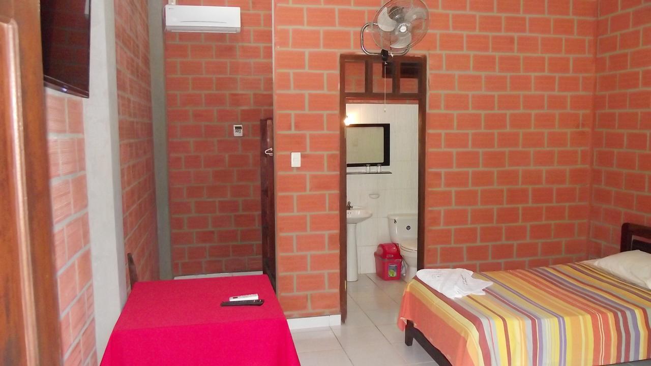 Hotel Ambaibo รัวเรนาบาเก ภายนอก รูปภาพ